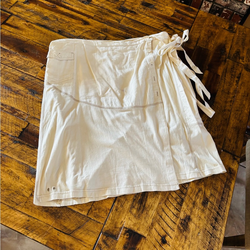 Converse Cream Skort